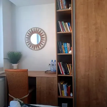 Lovely Flat In A Great Location Δωμάτια σε οικογενειακή κατοικία